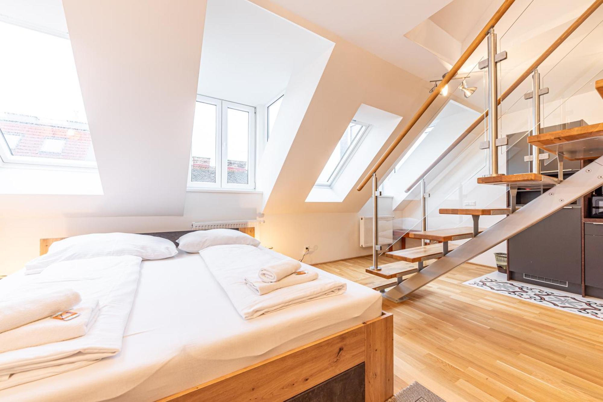 Penthouse By Jr Apartment *